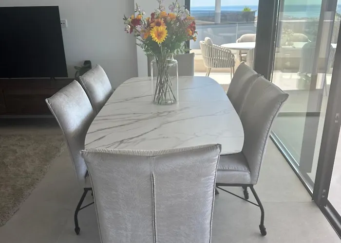 Mirador Hills Liberdada The View